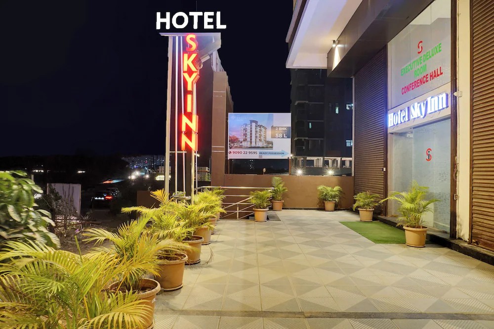 Hotel Sky Inn